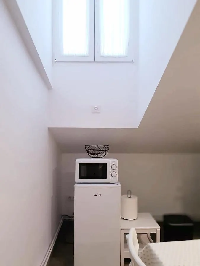 Vive El Renacimiento: Hornazo Apartment Baeza